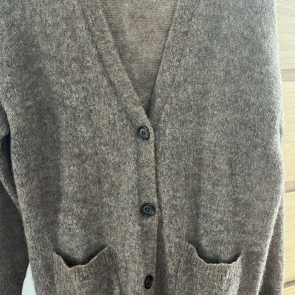 Jenni Kayne Drew Cardigan in Taupe - Picture 4 of 5